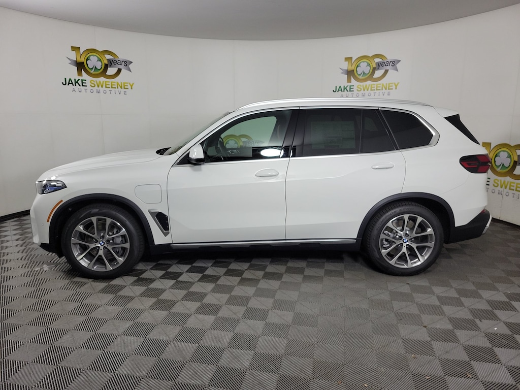 New 2026 BMW X5 xDrive50e SUV