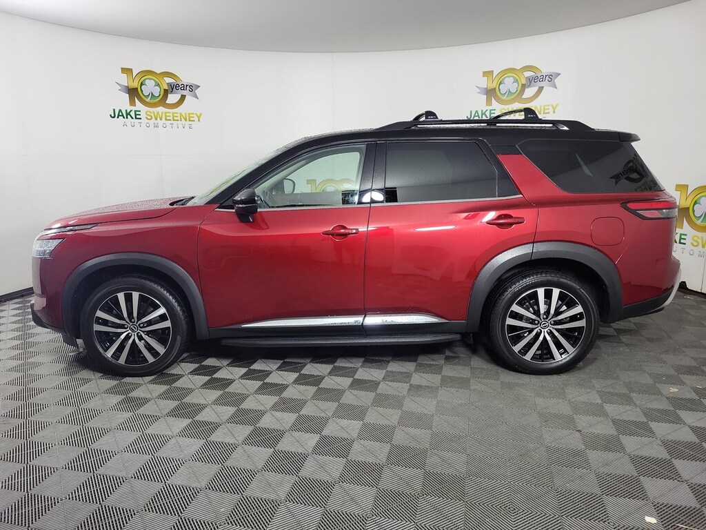 Used 2023 Nissan Pathfinder Platinum 4WD SUV