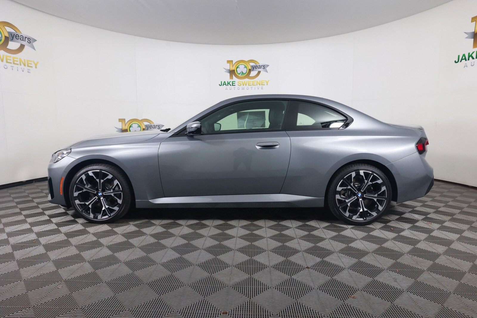 2025 Bmw 230i photo 4