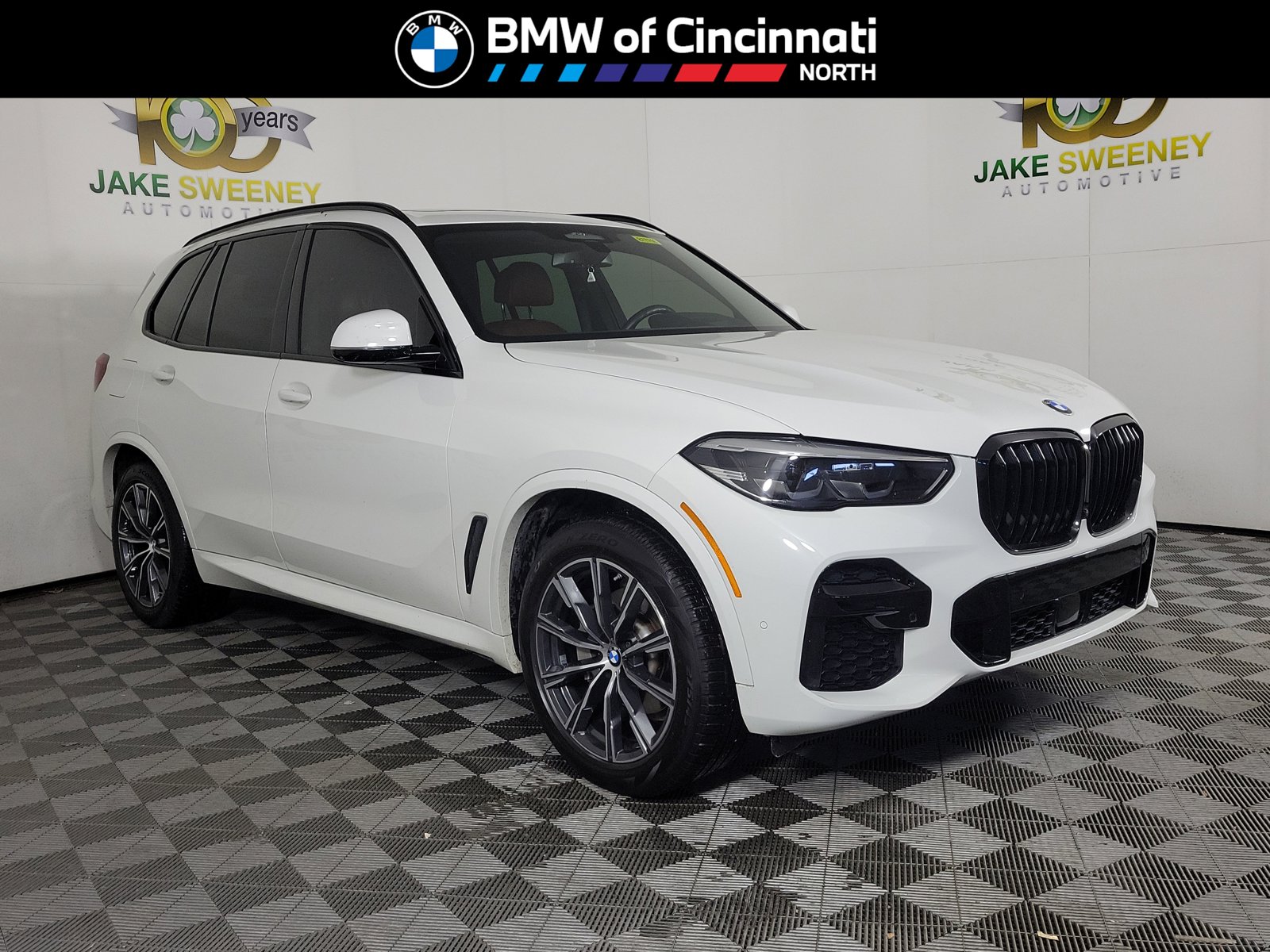2022 BMW X5 40i's photo