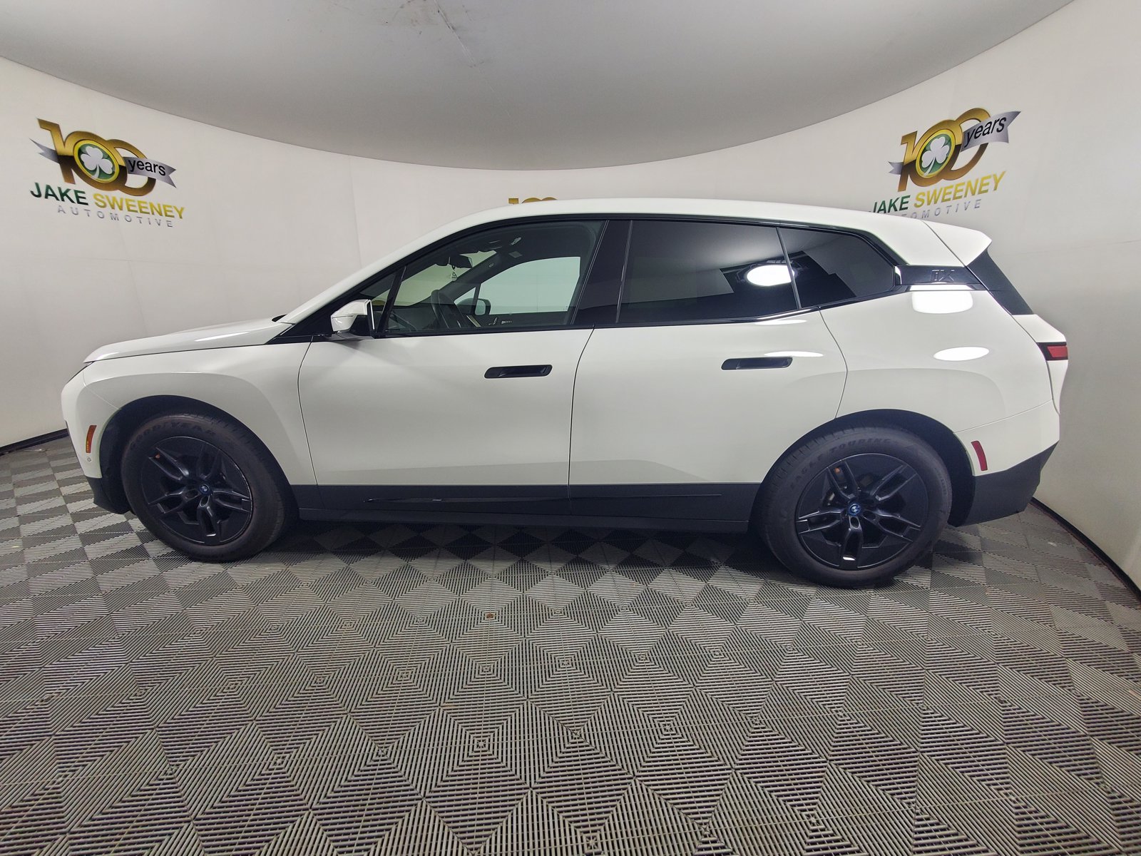 Certified 2025 BMW iX Base with VIN WB523CF07SCS10262 for sale in Cincinnati, OH