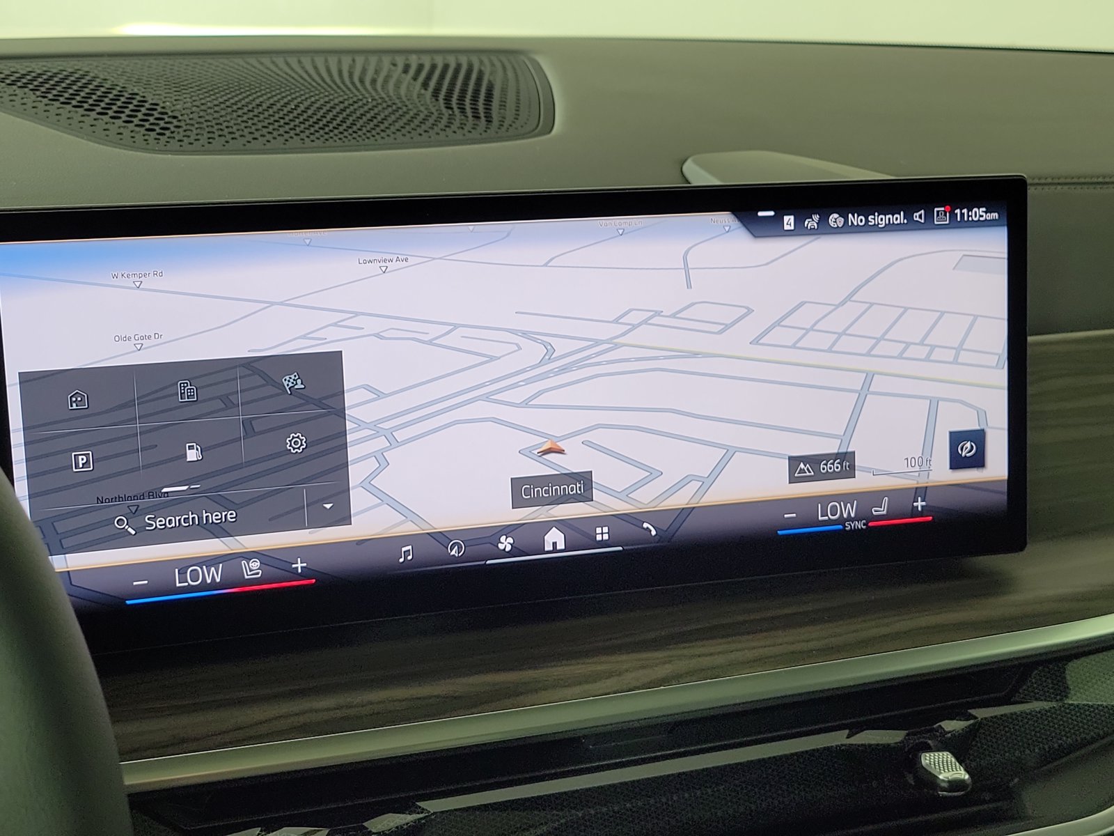 2026 BMW X5 50e - Photo 18