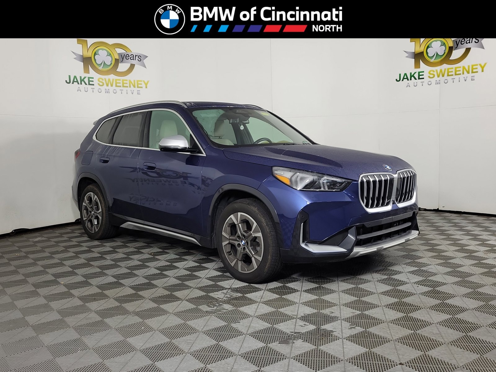 2023 BMW X1 28i's photo