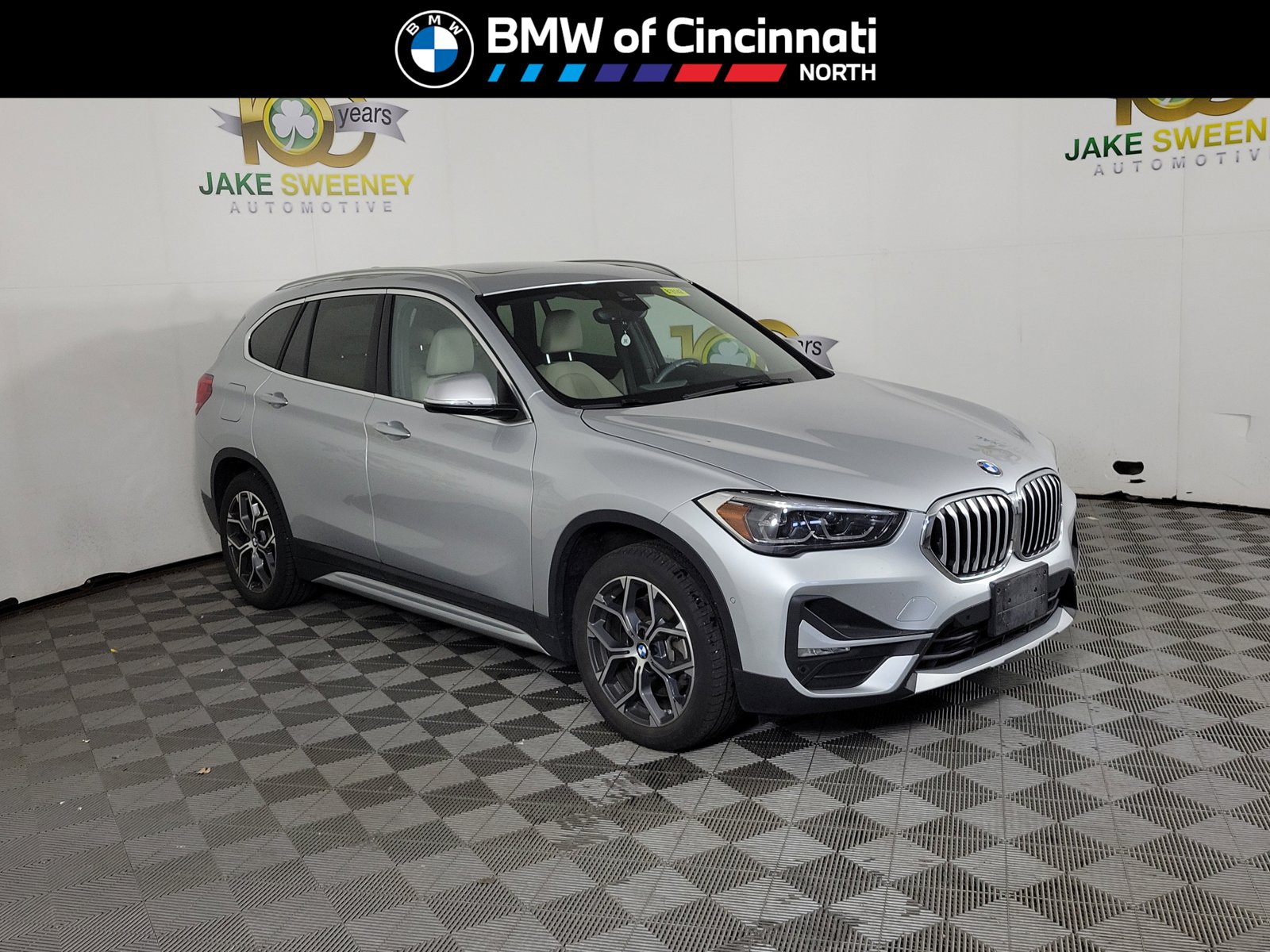 2020 BMW X1 xDrive28i's photo