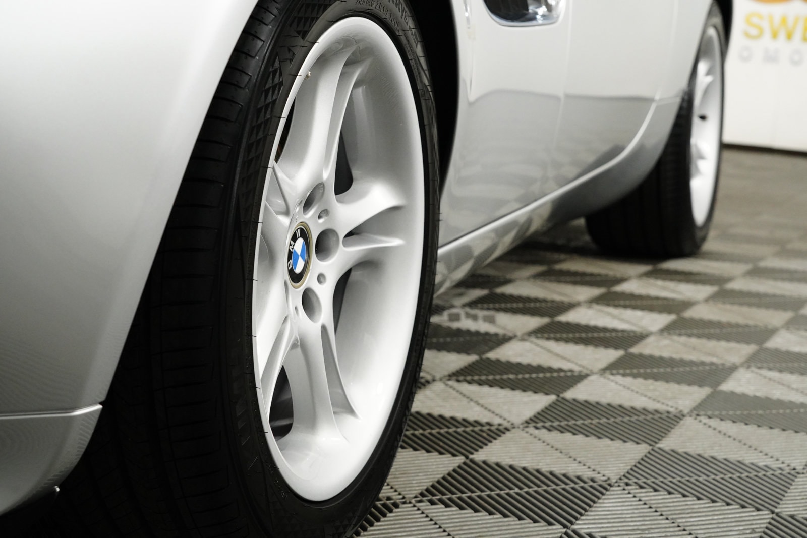 2002 BMW Z8 Base - Photo 14