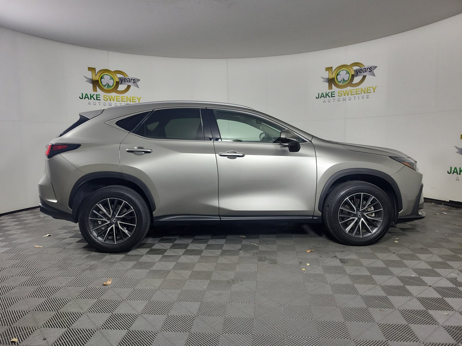 2025 Lexus NX 350 AWD photo 4
