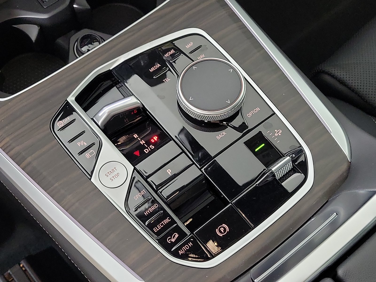 2026 BMW X5 50e - Photo 22