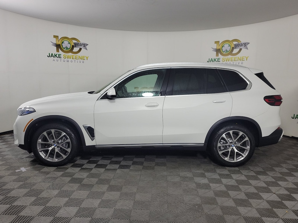 New 2026 BMW X5 xDrive40i SUV