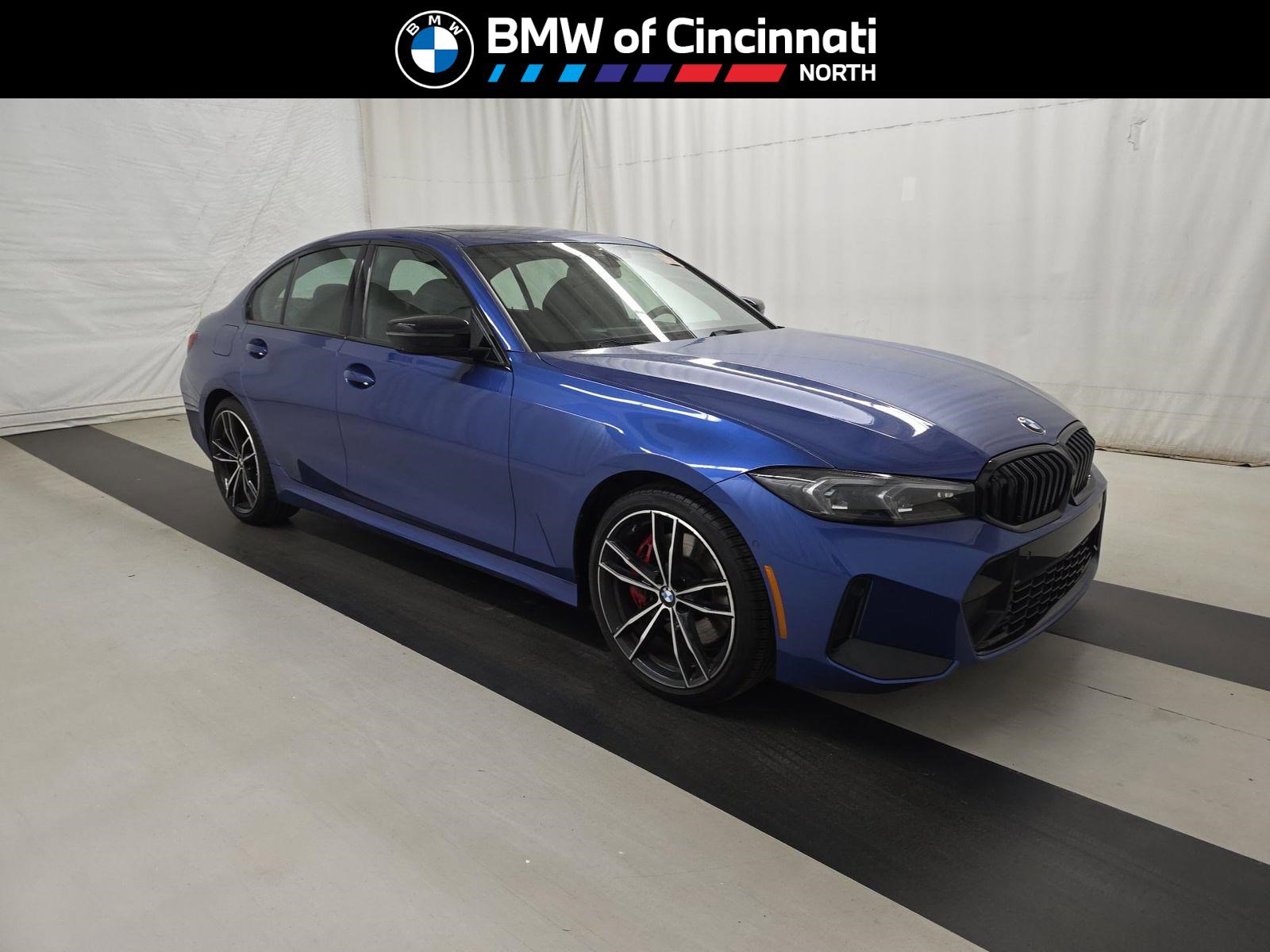 2023 BMW 3 Series 330i xDrive Sedan's photo