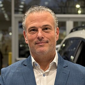 Staff member Jeff Robinson from 4012723ab90d