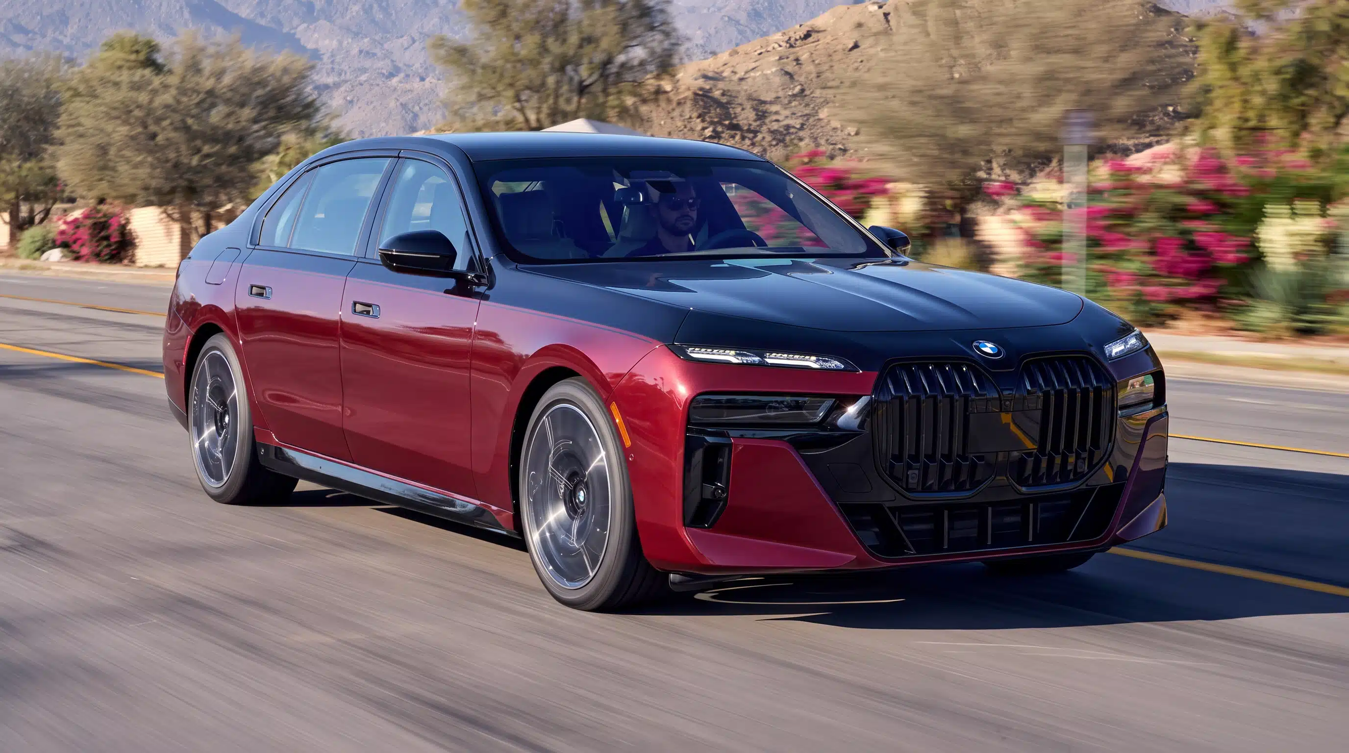 2026 BMW 7 Series powertrain options