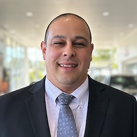 Staff member Youcef Lamouri from ID_3d0c18580633