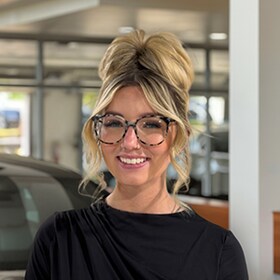 Staff member Shianna Rogers from 83a37c33ca0e