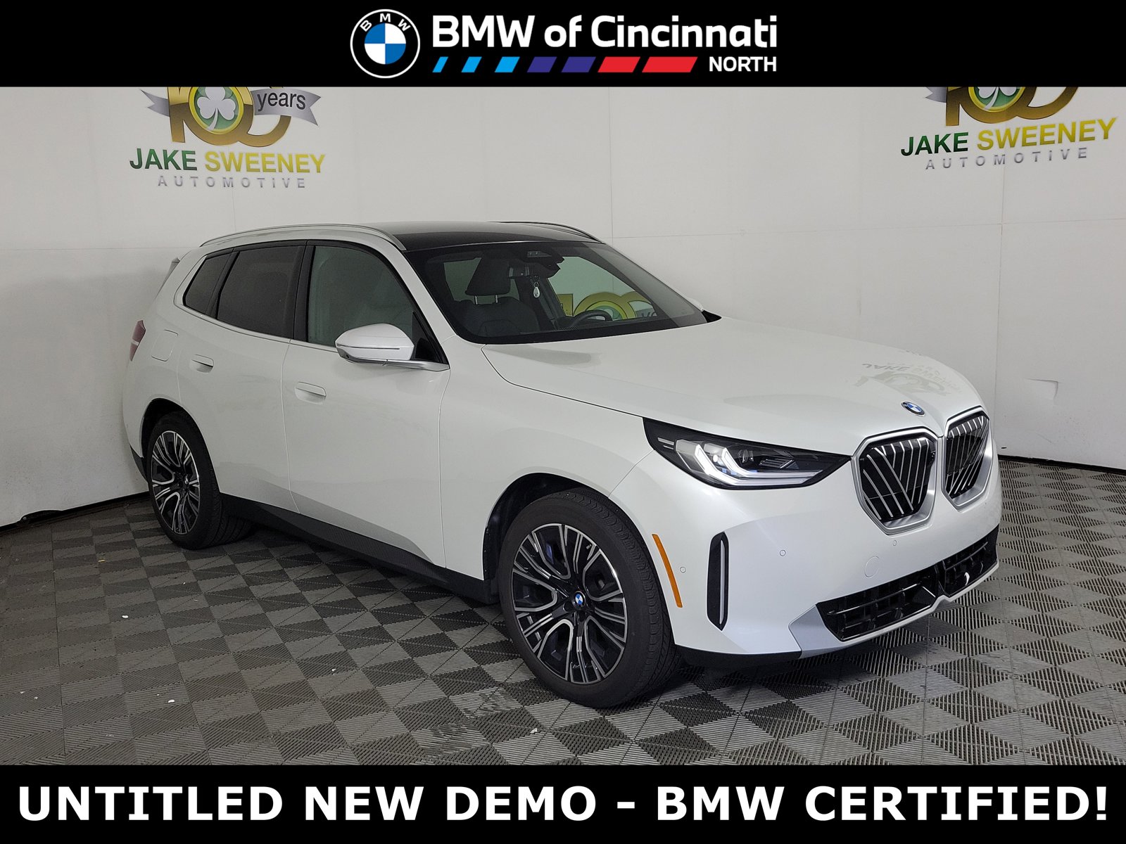 2025 BMW X3 30 XDRIVE's photo