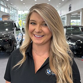 Staff member Tara Warren from ID_793dfc77cc7b