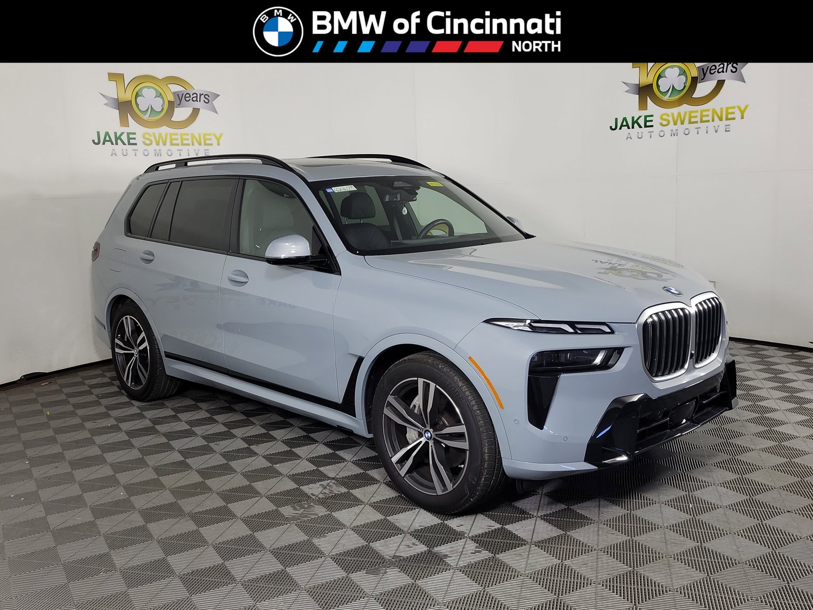 2025 BMW X7 xDrive40i's photo