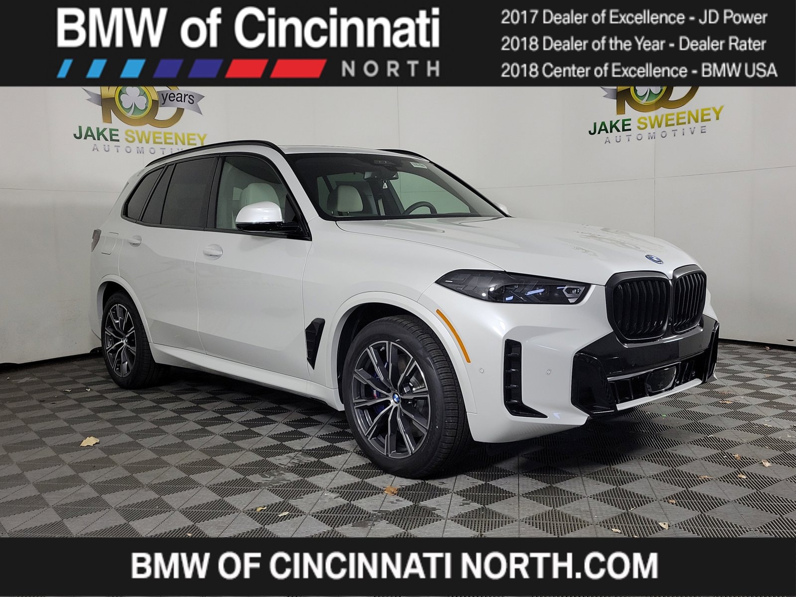 2026 BMW X5 50e's photo