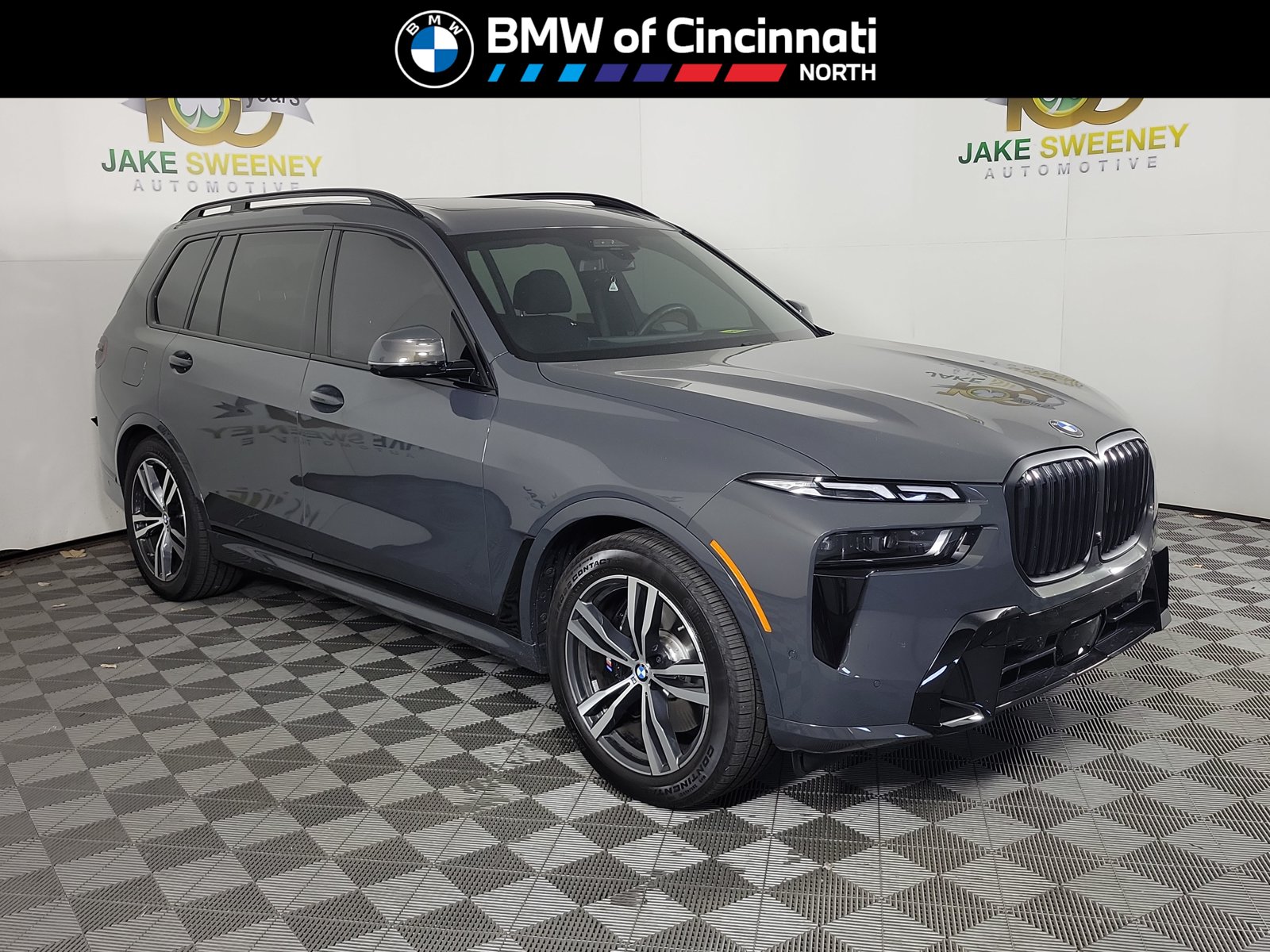 2027 BMW X7