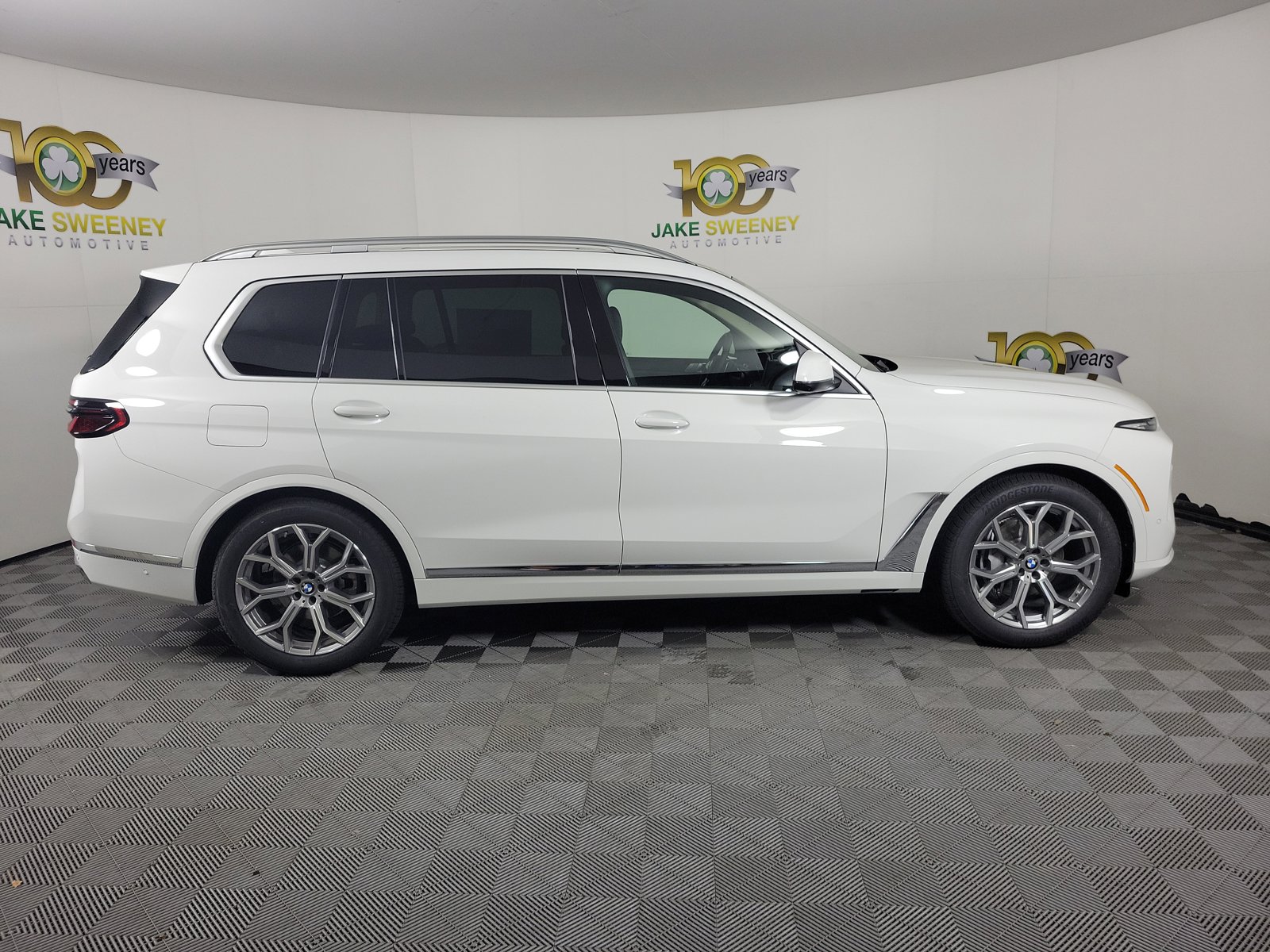 2026 BMW X7 40i - Photo 8