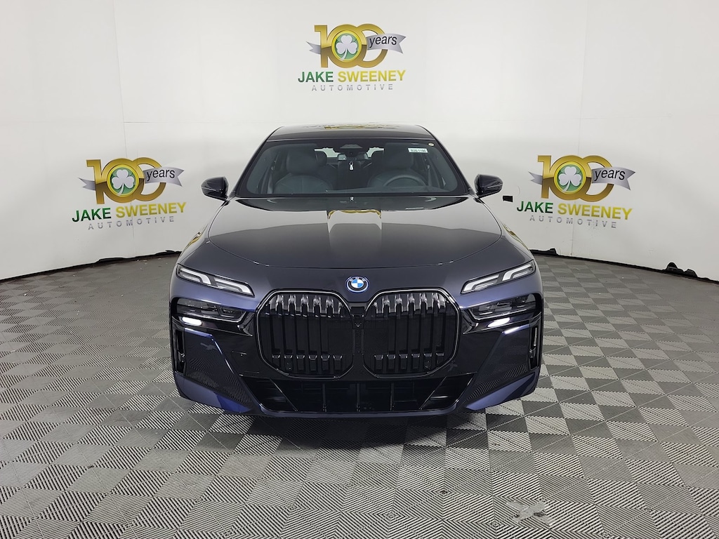 New 2026 BMW i7 xDrive60 Sedan