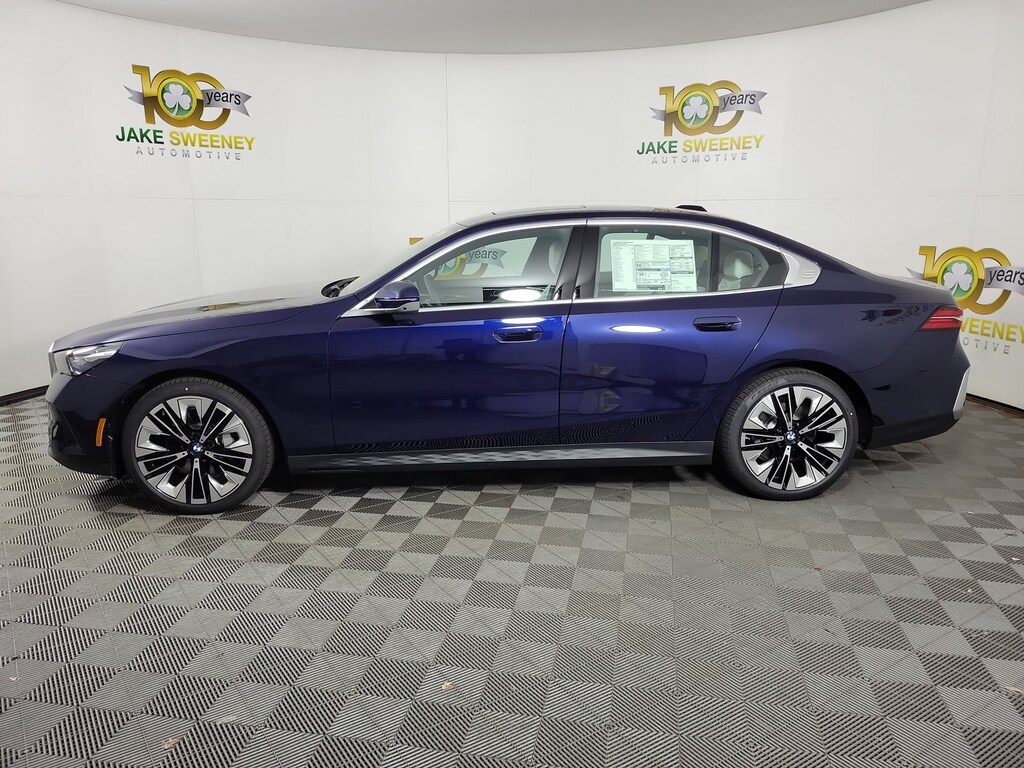 New 2026 BMW 5 Series 530i xDrive Sedan