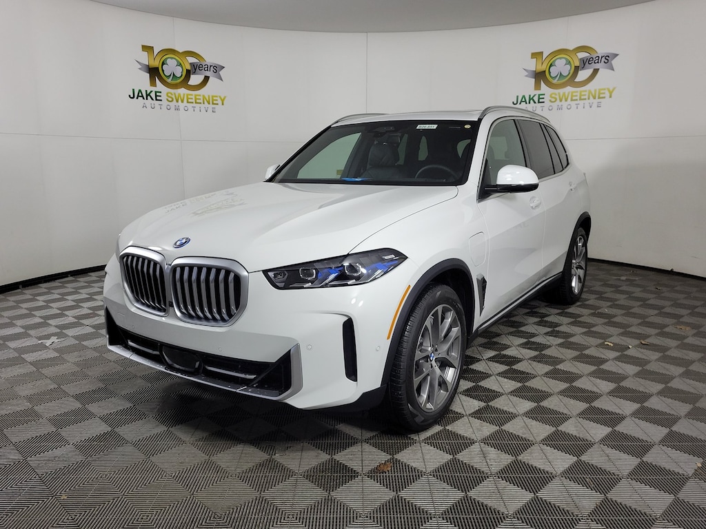 New 2026 BMW X5 xDrive50e SUV