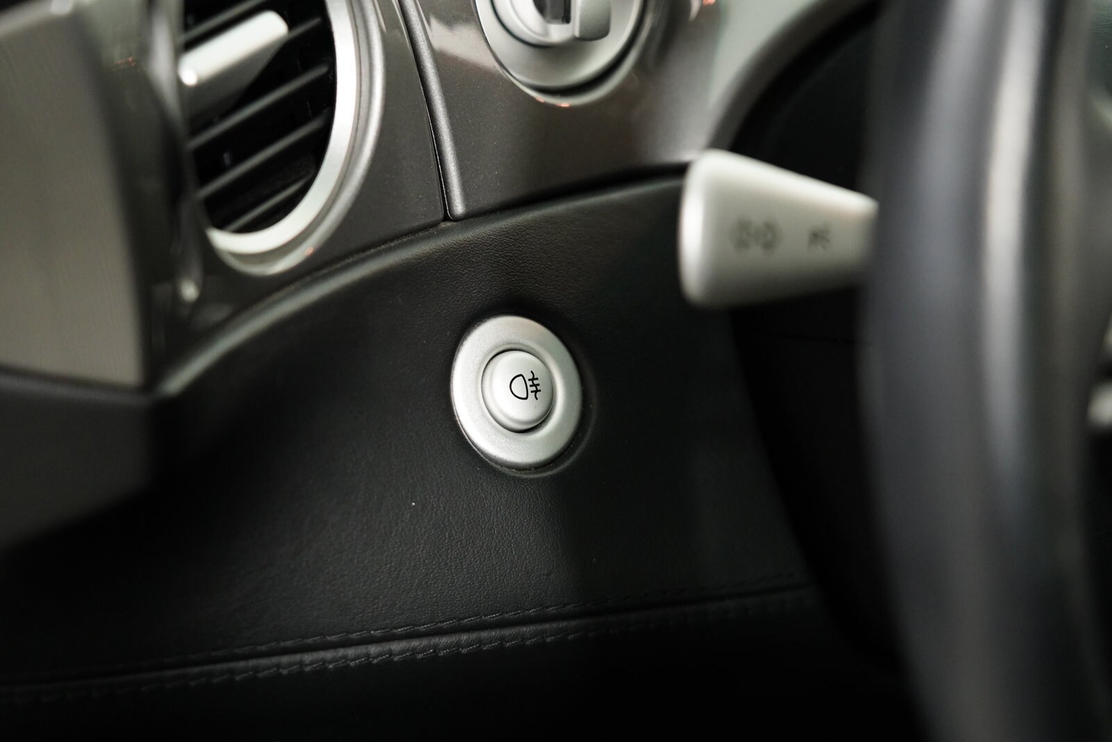 2002 BMW Z8 Base - Photo 33