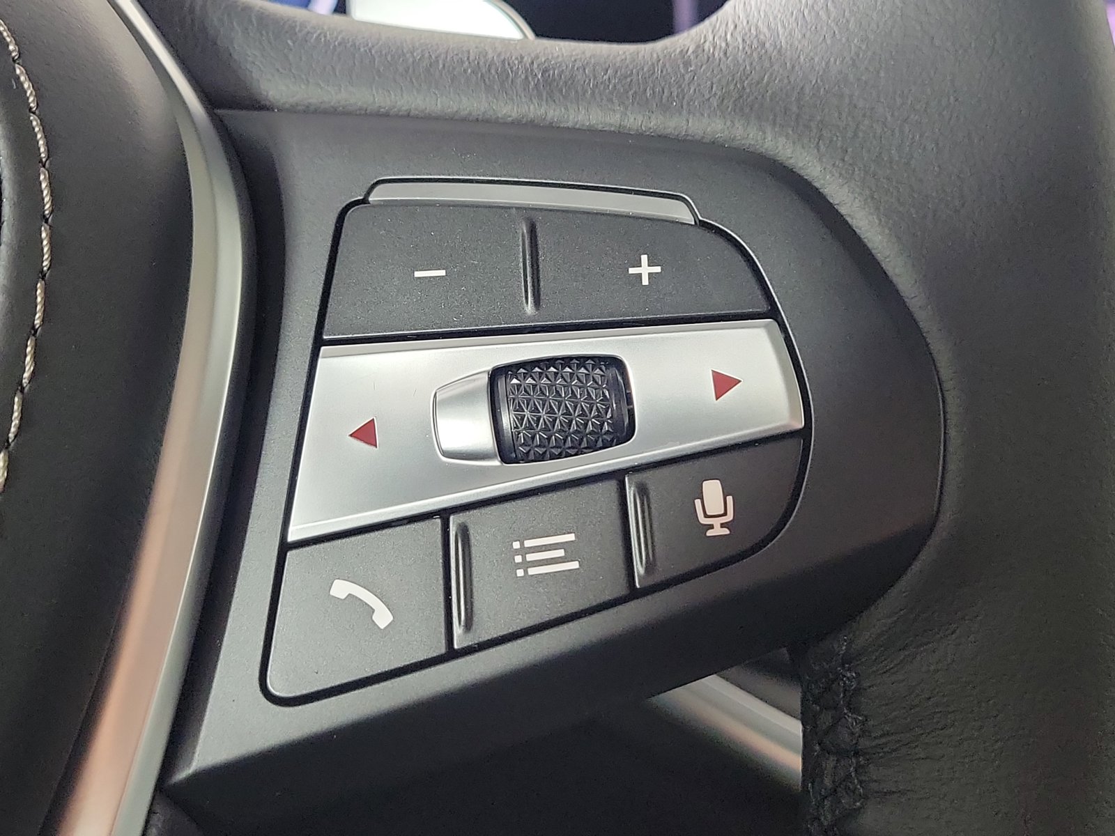 2026 BMW X5 40i - Photo 14