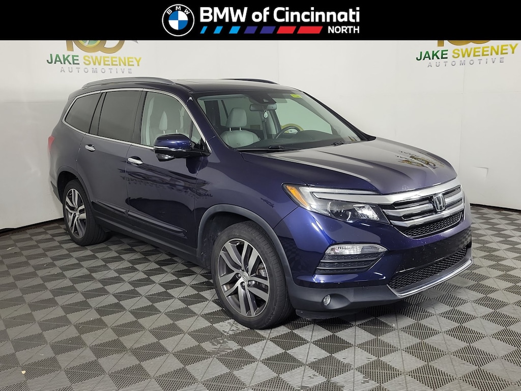 Used 2017 Honda Pilot Touring AWD SUV