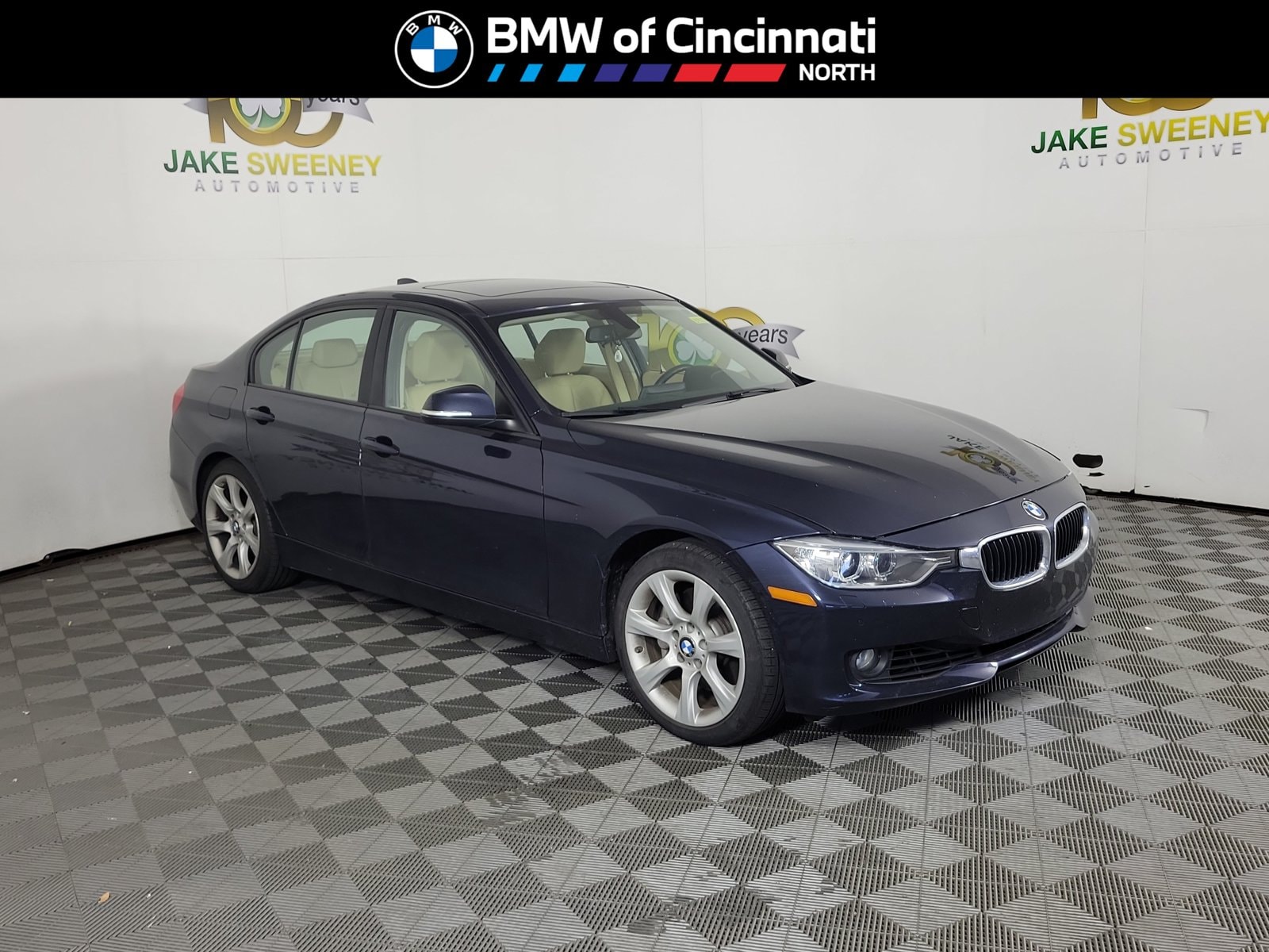 2014 BMW 3 Series 335i xDrive Sedan's photo