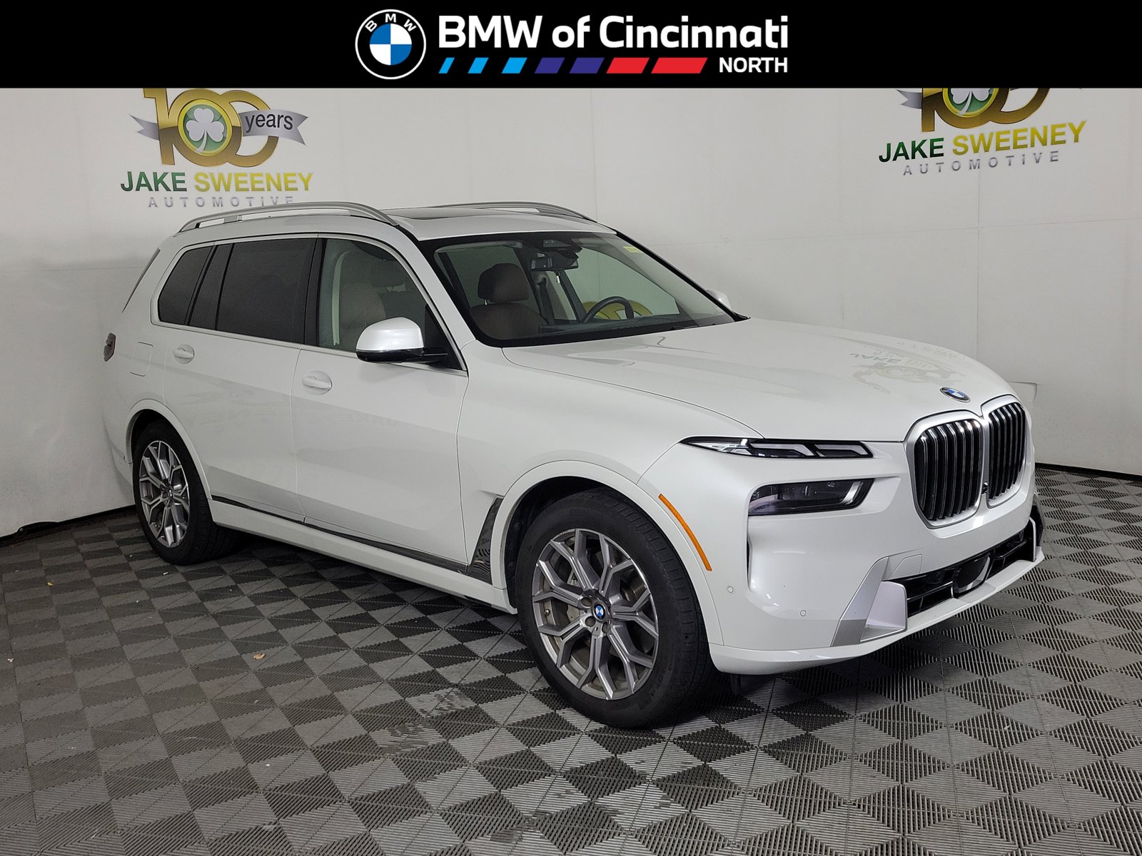 2024 BMW X7 xDrive40i's photo