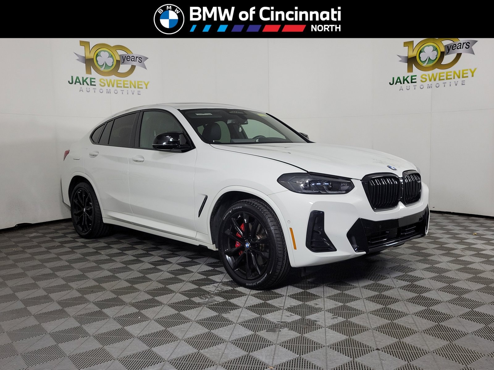 2024 BMW X4 M40i's photo