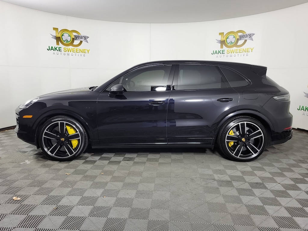 Used 2022 Porsche Cayenne Turbo S E-Hybrid AWD SUV