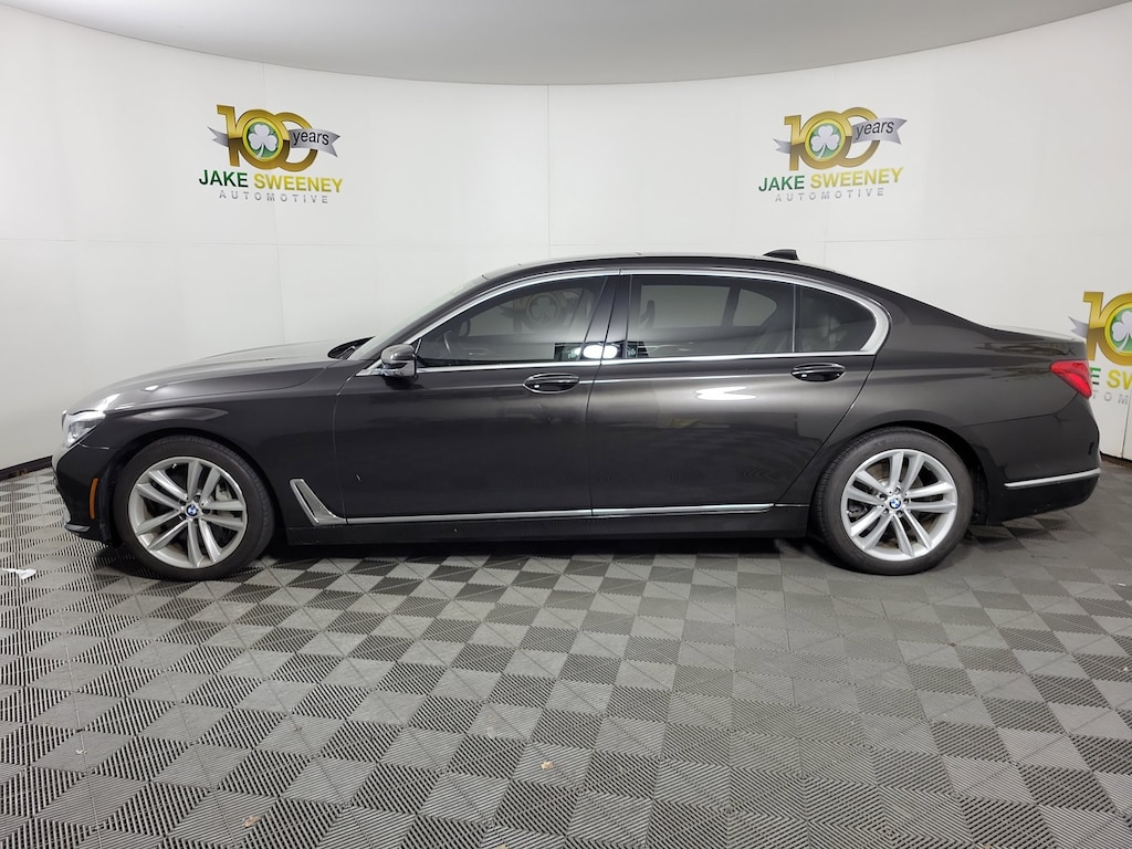 Used 2016 BMW 7 Series 750i xDrive Sedan