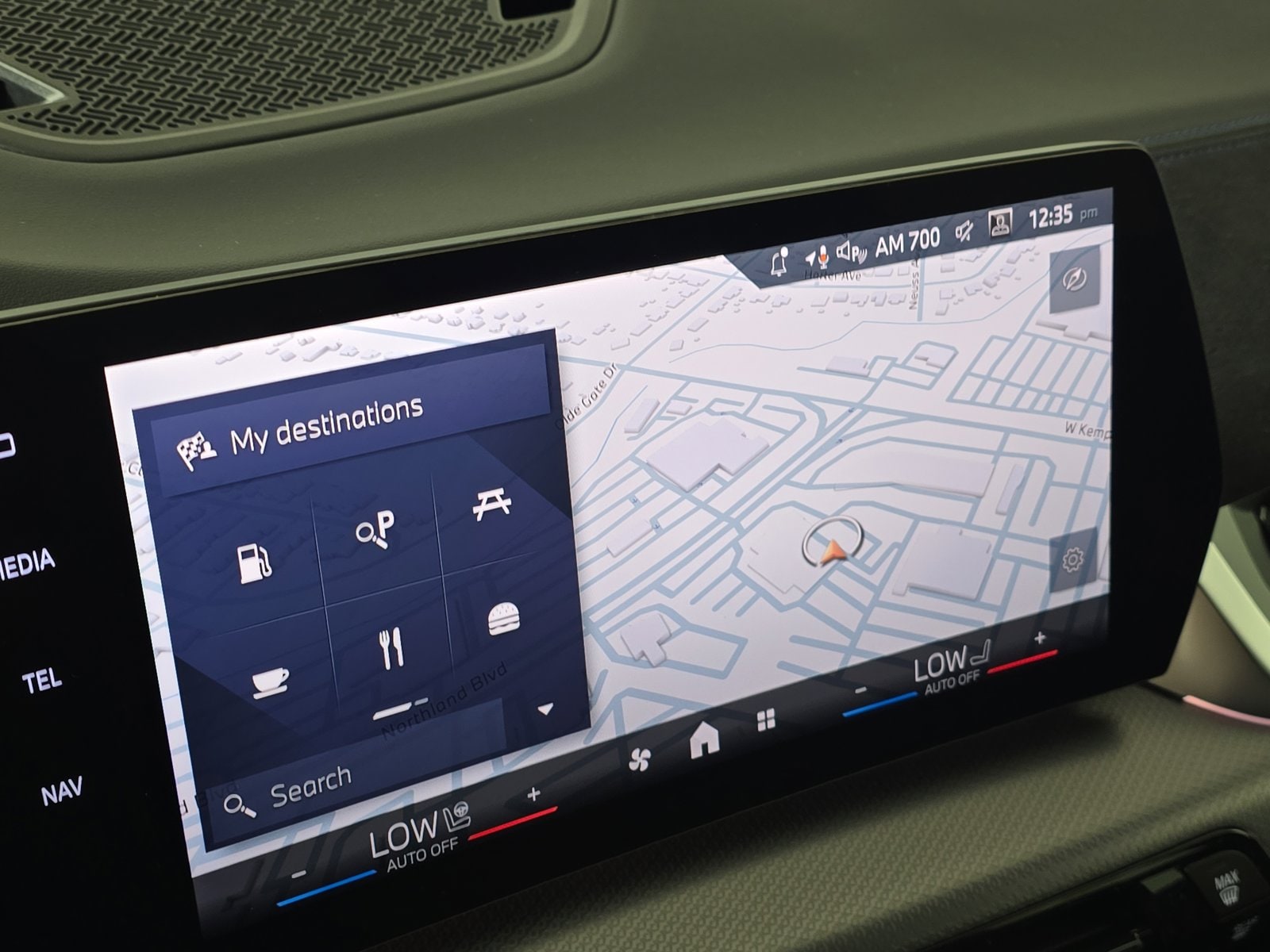 2026 BMW X1 M35i - Photo 18