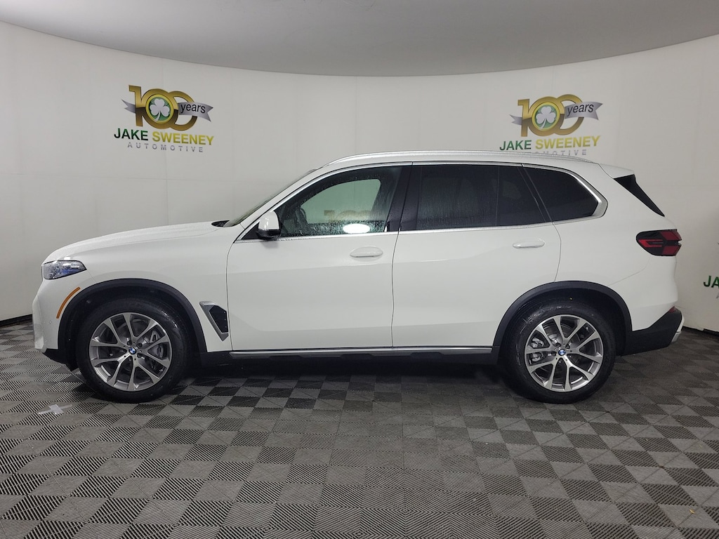 New 2026 BMW X5 xDrive40i SUV