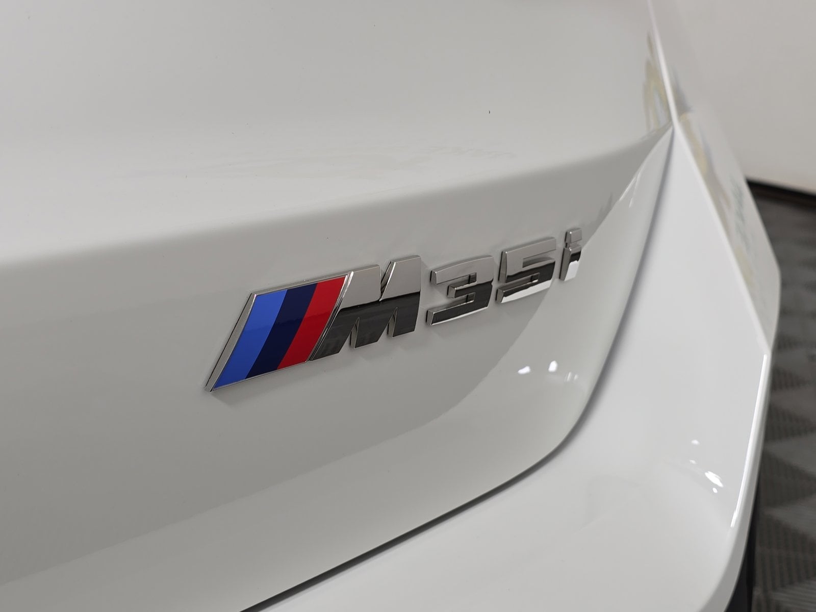 2026 BMW X1 M35i - Photo 25