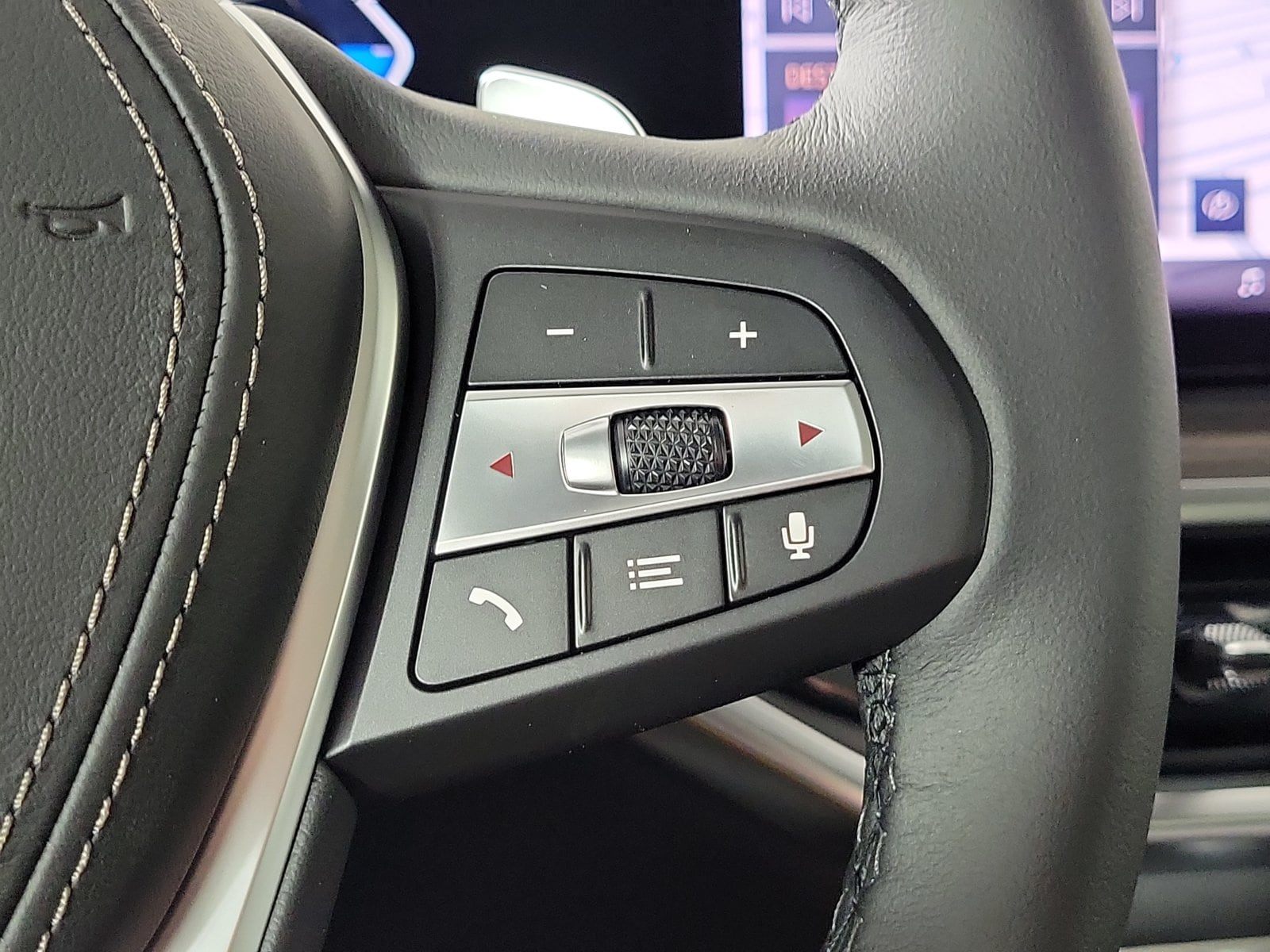 2026 BMW X5 50e - Photo 14