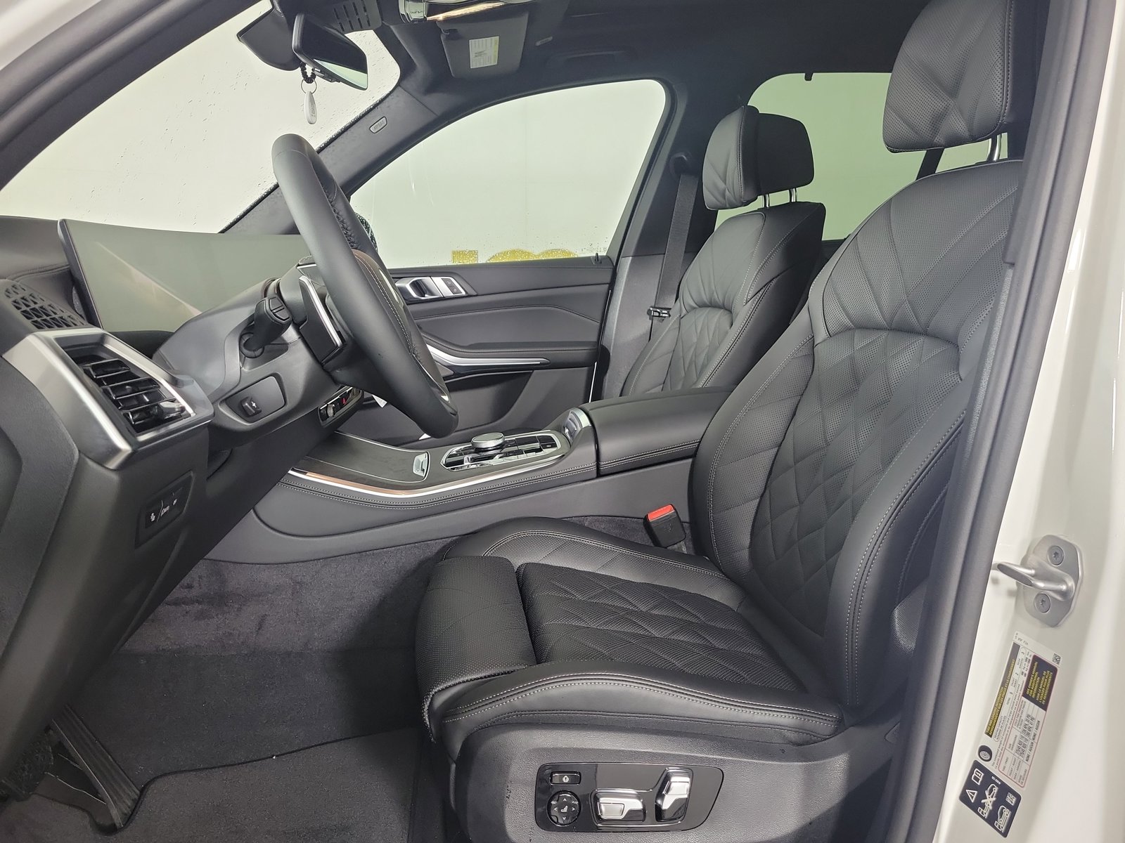 2026 BMW X5 40i - Photo 9