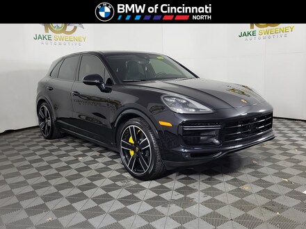 2022 Porsche Cayenne Turbo S E-Hybrid AWD SUV