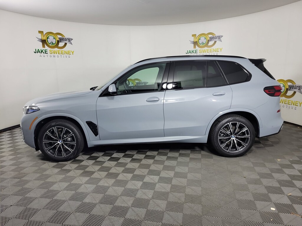 New 2026 BMW X5 xDrive40i SUV