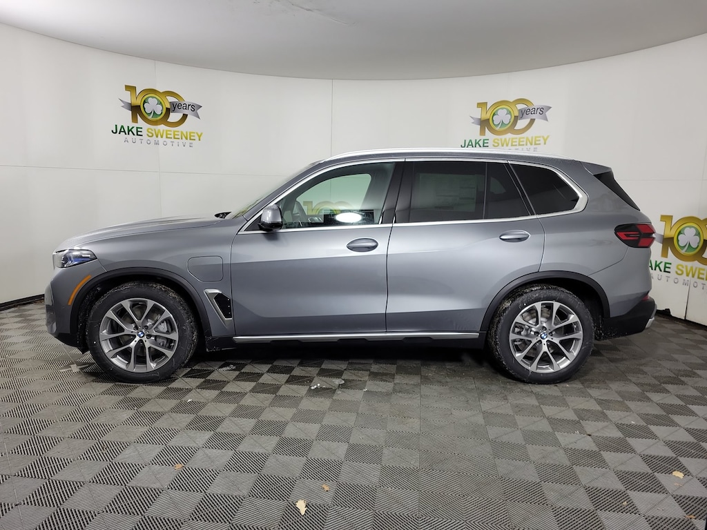 New 2026 BMW X5 xDrive50e SUV