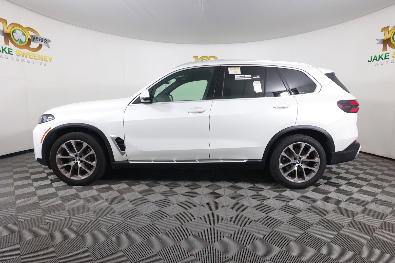 Certified 2024 BMW X5 40i with VIN 5UX23EU05R9U70815 for sale in Cincinnati, OH