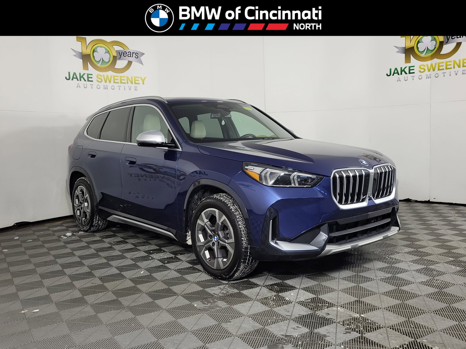 2023 BMW X1 28i's photo