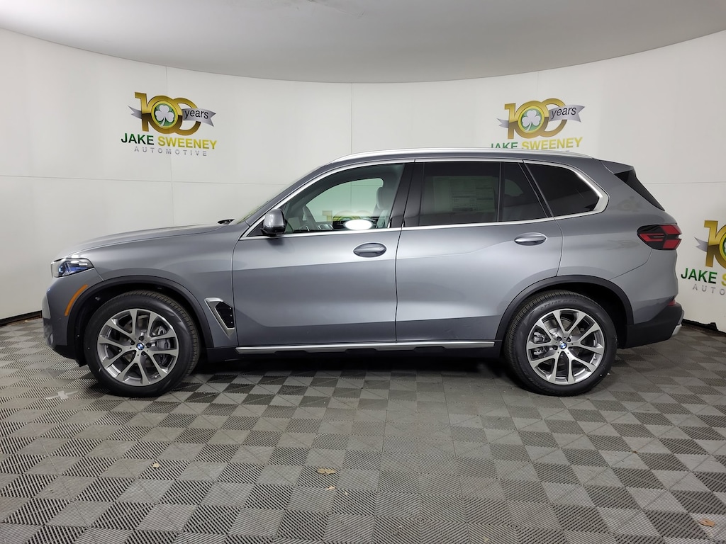 New 2026 BMW X5 xDrive40i SUV