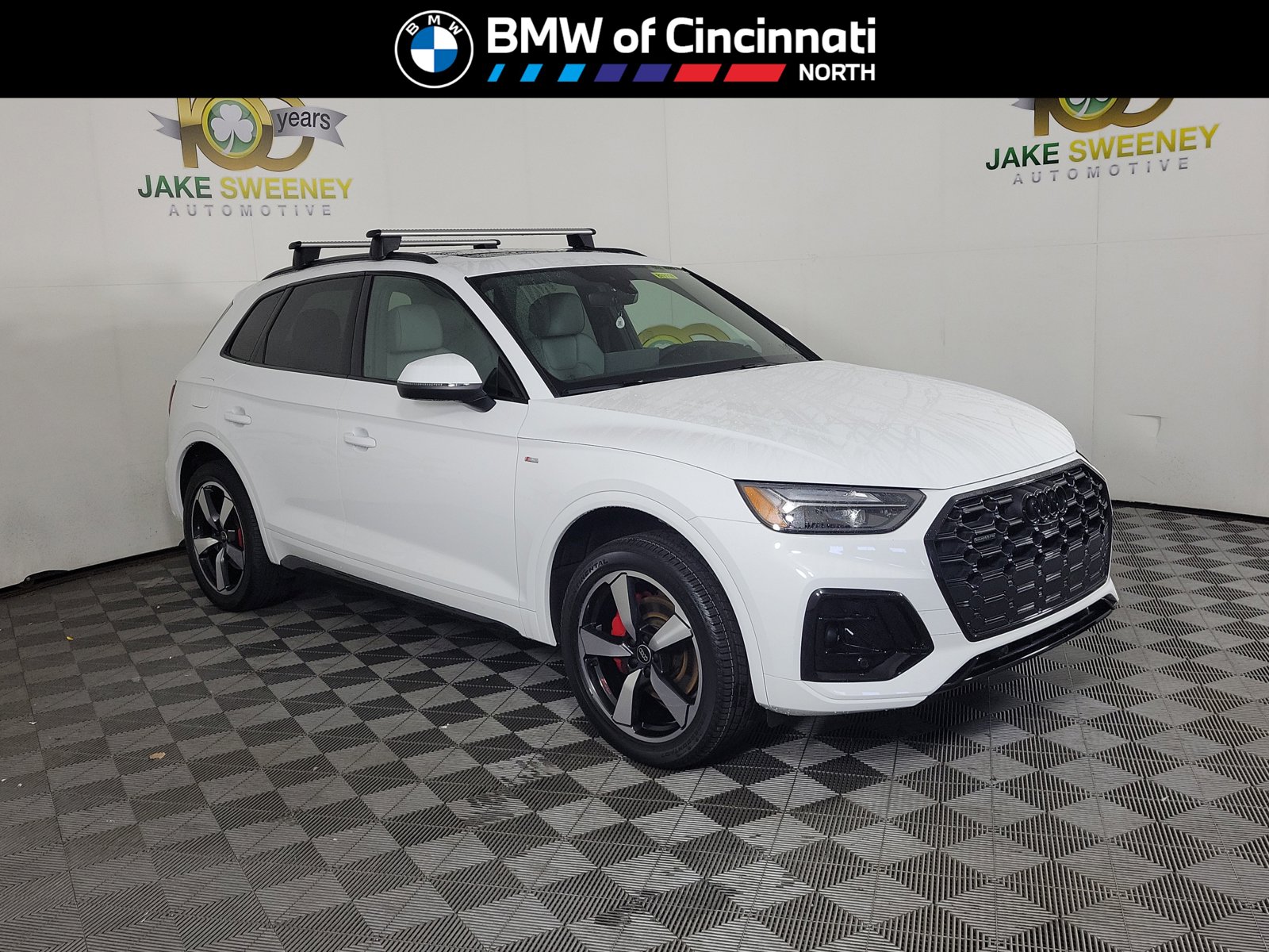 2024 Audi Q5 45 Premium Plus's photo
