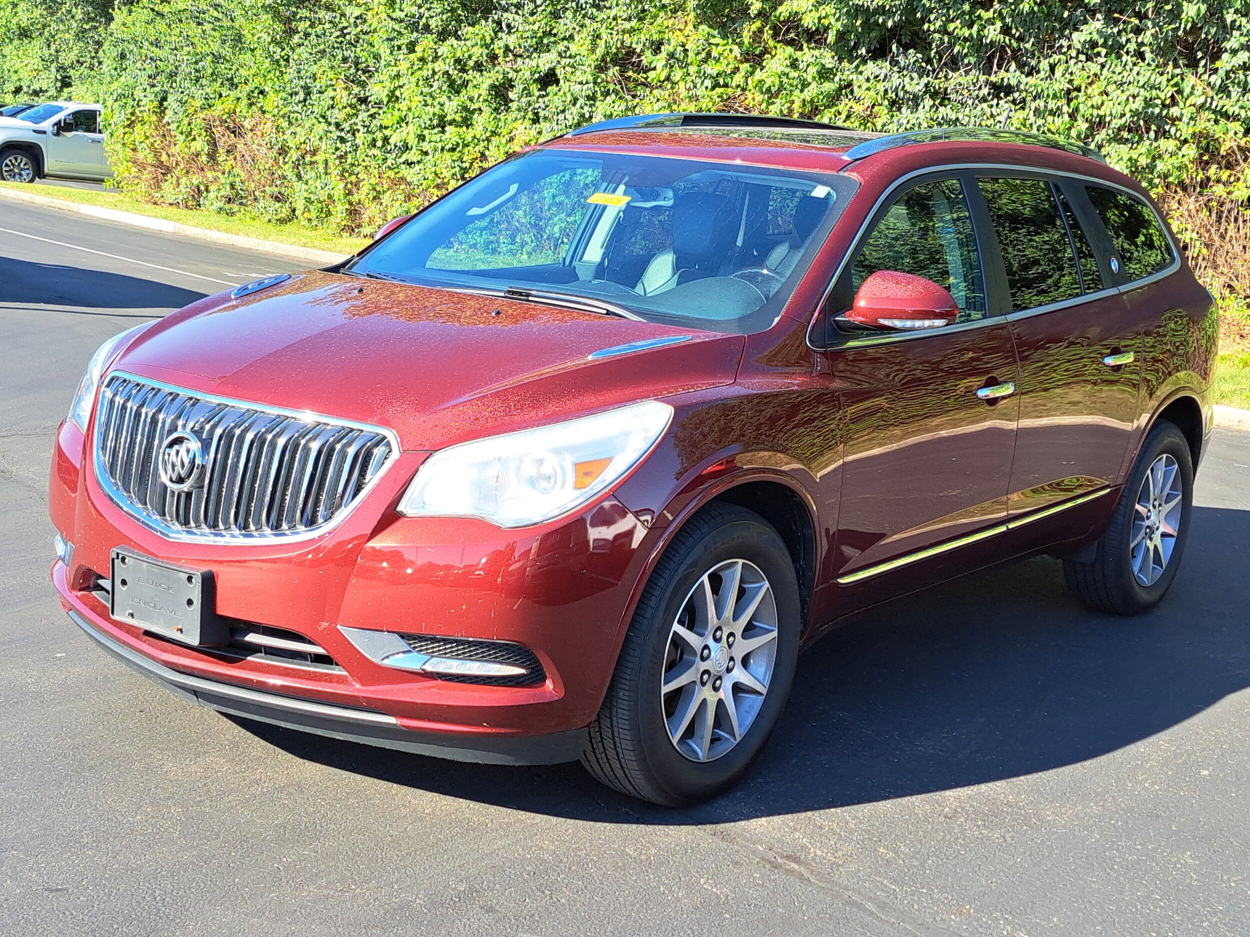 2016 Buick Enclave Leather photo 2
