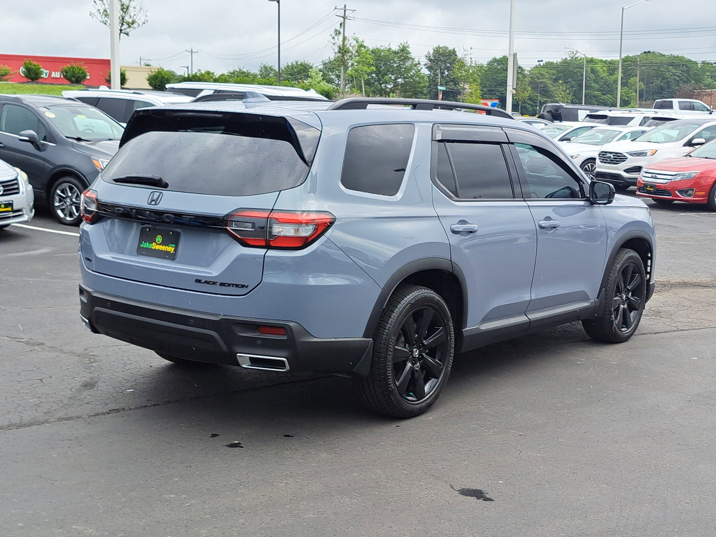 2025 Honda Pilot Black Edition photo 4