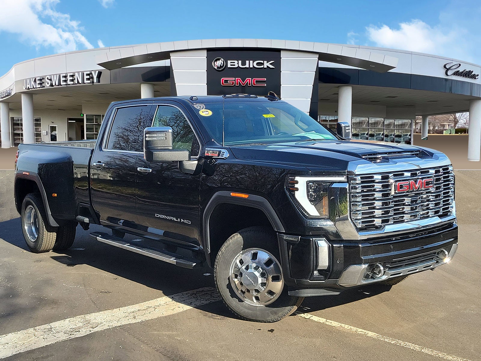 2024 GMC Sierra Denali's photo