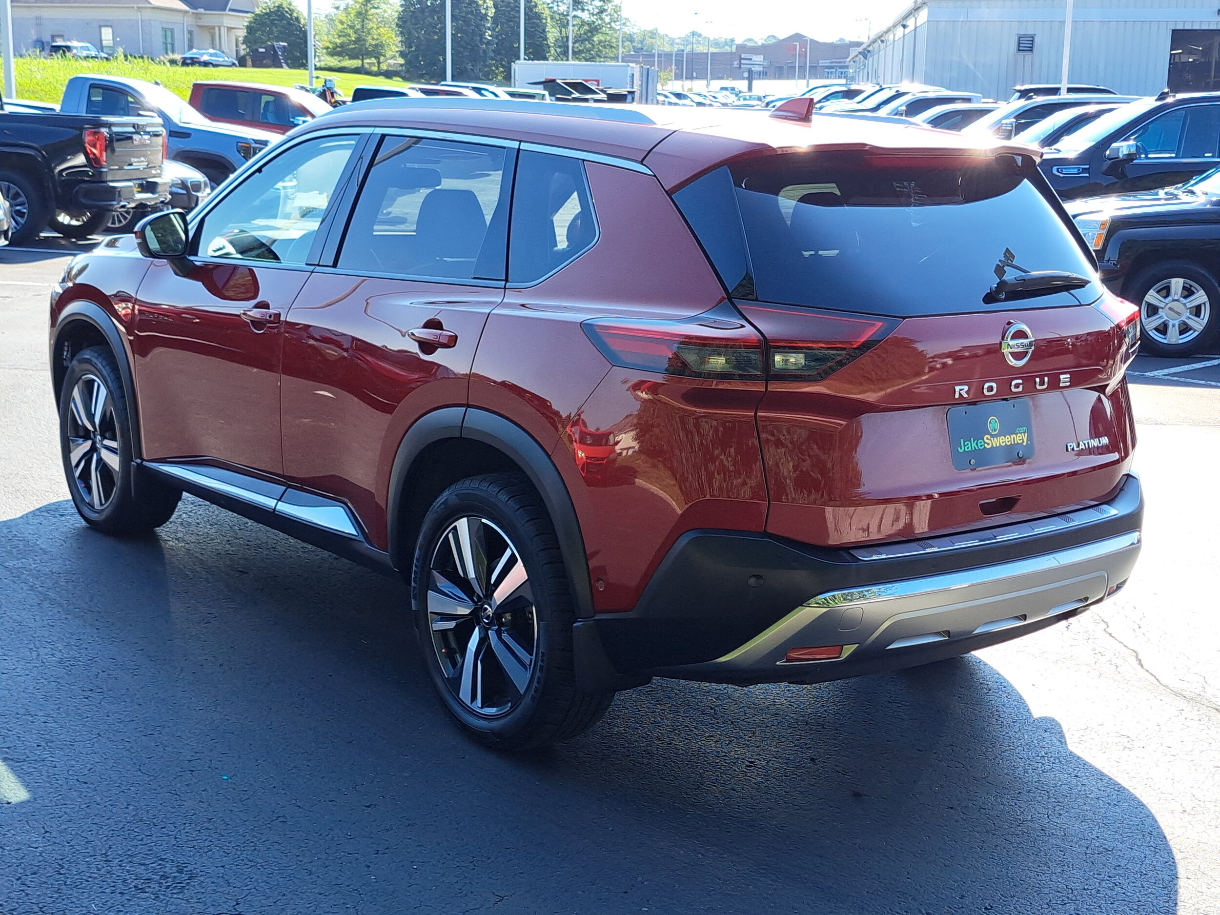 2021 Nissan Rogue Platinum photo 3